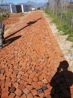 Halfbrick paving