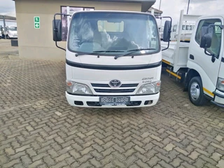 Toyota Dyna 4-093