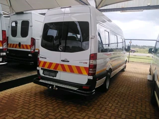 Mercedes Benz Desiel 519 CDi 23Seater