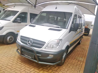 Mercedes Benz Desiel 519 CDi 23Seater