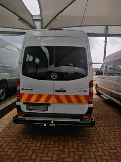 Mercedes Benz Desiel 519 CDi 23Seater