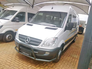 Mercedes Benz Desiel 519 CDi 23Seater