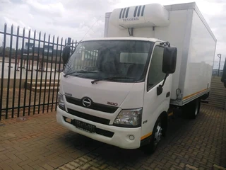 Hino 300 Transfrig Automatic