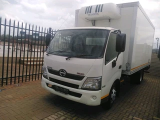 Hino 300 Transfrig Automatic