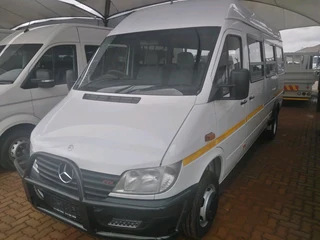 Mercedes Benz Sprinter CDi 23 Seater