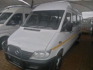 Mercedes Benz Sprinter CDi 23 Seater