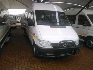 Mercedes Benz Sprinter CDi 23 Seater