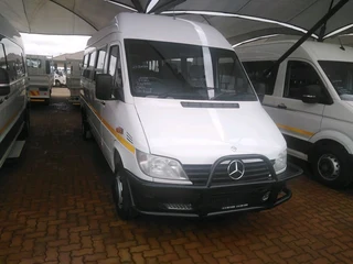 Mercedes Benz Sprinter CDi 23 Seater
