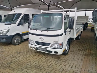 Toyota Dyna 4-093