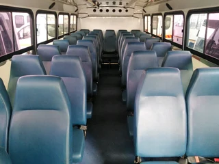 Isuzu NQR 500 Bus 35 Seats