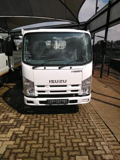 Isuzu NMR 250