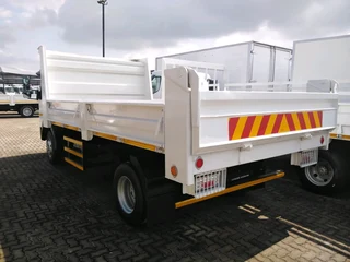Fuso Canter Tipper