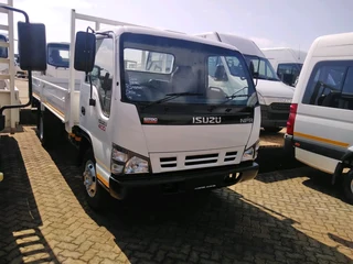 Isuzu NPR 400