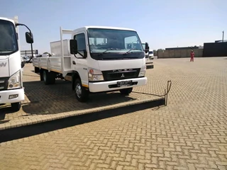 Fuso Canter FE7-136 6tone