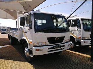Nissan UD 80 Drop Side