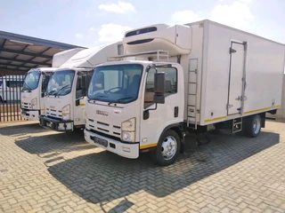 Isuzu NPR AMT Fridge