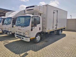 Isuzu NPR AMT Fridge