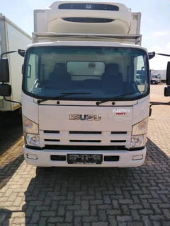 Isuzu NPR AMT Fridge