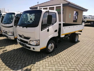 Toyota Dyna 4-093 Tipper