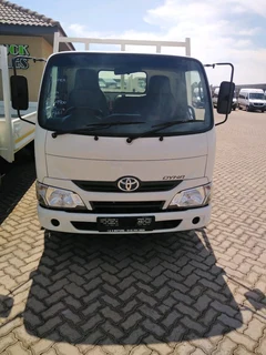 Toyota Dyna 4-093 Tipper