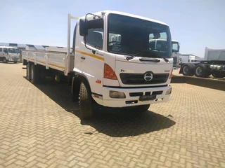 Hino 500 15-285 double axle 10 tone