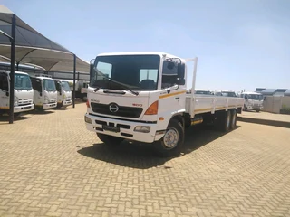 Hino 500 15-285 double axle 10 tone