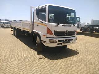 Hino 500 15-285 double axle 10 tone