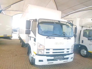 Isuzu FRR 500 Container
