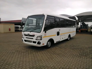 Hino 300 Bus 35 Seaters