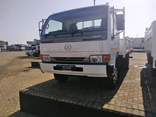 Nissan UD 40