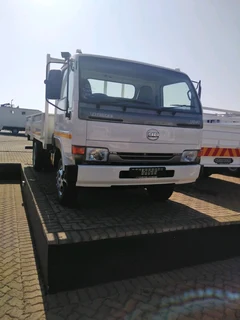 Nissan UD 40
