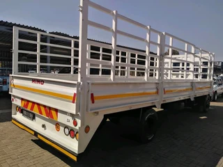 Hino 500 1017 6tone Cattle Rails