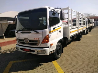 Hino 500 1017 6tone Cattle Rails