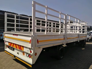 Hino 500 1017 6tone Cattle Rails