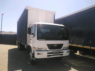 Nissan UD 100 Curtains Side double axle 14 tone