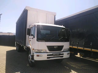 Nissan UD 100 Curtains Side double axle 14 tone