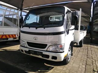 Toyota Dyna 4-093