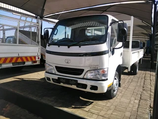 Toyota Dyna 4-093