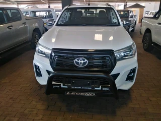 Toyota Hilux legend 50 2,8GD auto