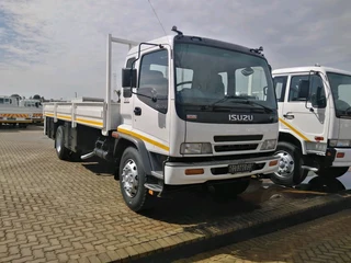 Isuzu FTR 800 with 10 wholes None Turbo