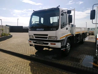 Isuzu FTR 800 with 10 wholes None Turbo
