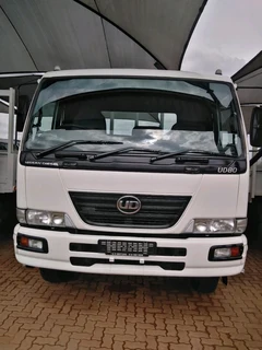 Nissan UD 80 DropSide
