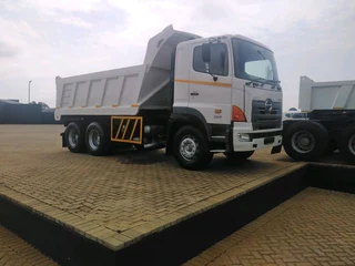 Hino 700 2841 10 Cupper Tipper