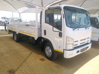 Isuzu NPR 400