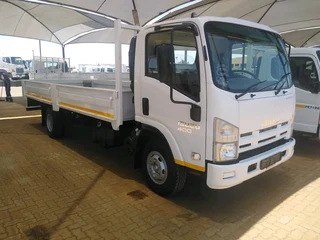 Isuzu NPR 400