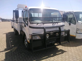 Toyota Dyna 8-145