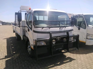 Toyota Dyna 8-145