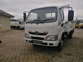 Hino 300