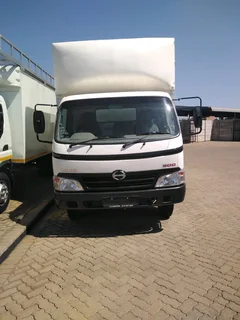 Hino 300 Container Box