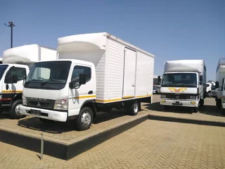 Fuso Canter Container Box